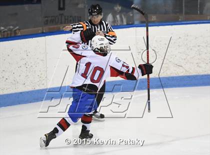 Thumbnail 2 in Masuk vs. E.O. Smith/Tolland (CIAC D3 Final) photogallery.