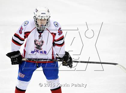 Thumbnail 2 in Masuk vs. E.O. Smith/Tolland (CIAC D3 Final) photogallery.