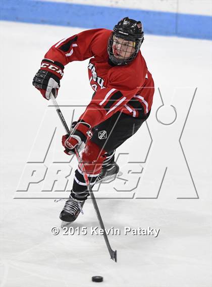Thumbnail 1 in Masuk vs. E.O. Smith/Tolland (CIAC D3 Final) photogallery.