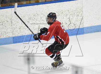 Thumbnail 2 in Masuk vs. E.O. Smith/Tolland (CIAC D3 Final) photogallery.