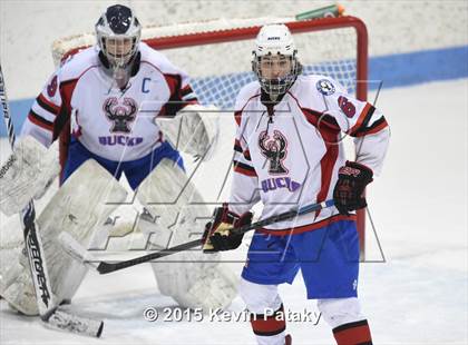 Thumbnail 2 in Masuk vs. E.O. Smith/Tolland (CIAC D3 Final) photogallery.