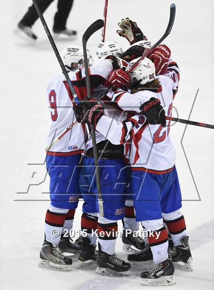 Thumbnail 2 in Masuk vs. E.O. Smith/Tolland (CIAC D3 Final) photogallery.