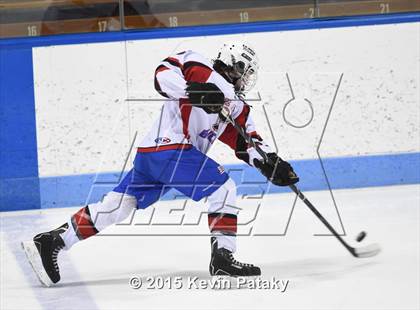 Thumbnail 2 in Masuk vs. E.O. Smith/Tolland (CIAC D3 Final) photogallery.