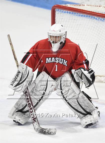 Thumbnail 2 in Masuk vs. E.O. Smith/Tolland (CIAC D3 Final) photogallery.