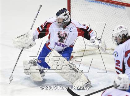 Thumbnail 2 in Masuk vs. E.O. Smith/Tolland (CIAC D3 Final) photogallery.