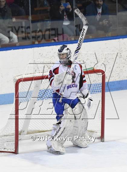 Thumbnail 1 in Masuk vs. E.O. Smith/Tolland (CIAC D3 Final) photogallery.