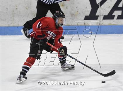 Thumbnail 2 in Masuk vs. E.O. Smith/Tolland (CIAC D3 Final) photogallery.