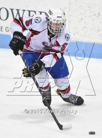 Thumbnail 1 in Masuk vs. E.O. Smith/Tolland (CIAC D3 Final) photogallery.