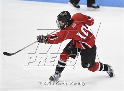 Thumbnail 2 in Masuk vs. E.O. Smith/Tolland (CIAC D3 Final) photogallery.
