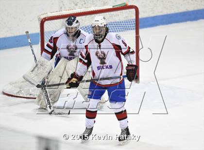 Thumbnail 2 in Masuk vs. E.O. Smith/Tolland (CIAC D3 Final) photogallery.