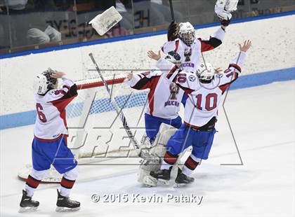 Thumbnail 2 in Masuk vs. E.O. Smith/Tolland (CIAC D3 Final) photogallery.