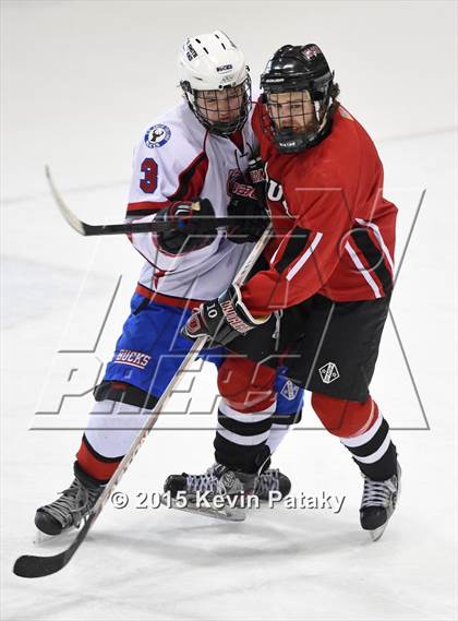 Thumbnail 2 in Masuk vs. E.O. Smith/Tolland (CIAC D3 Final) photogallery.