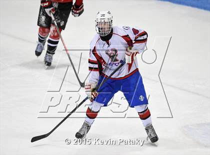 Thumbnail 2 in Masuk vs. E.O. Smith/Tolland (CIAC D3 Final) photogallery.