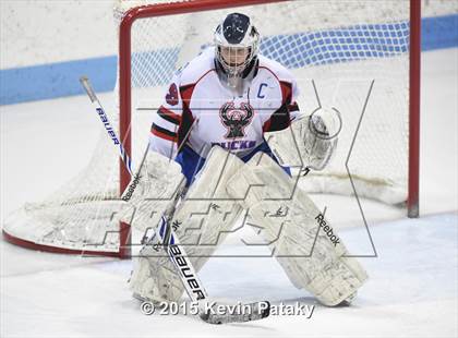 Thumbnail 2 in Masuk vs. E.O. Smith/Tolland (CIAC D3 Final) photogallery.
