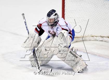 Thumbnail 2 in Masuk vs. E.O. Smith/Tolland (CIAC D3 Final) photogallery.