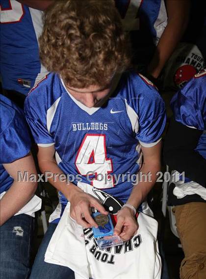 Thumbnail 2 in Folsom Football (Tour of Champions) photogallery.