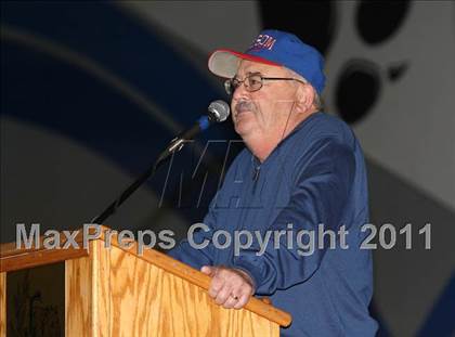 Thumbnail 2 in Folsom Football (Tour of Champions) photogallery.