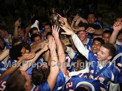 Thumbnail 2 in Folsom Football (Tour of Champions) photogallery.