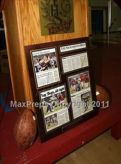 Thumbnail 1 in Folsom Football (Tour of Champions) photogallery.
