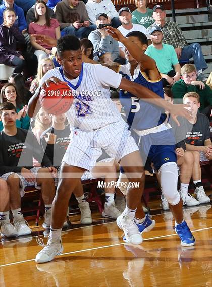 Thumbnail 3 in Ingomar vs. Bay Springs (Hotbed Classic) photogallery.