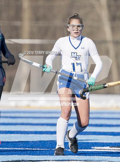 Thumbnail 2 in Maine-Endwell vs. Greeley (NYSPHSAA  Class A Championship) photogallery.