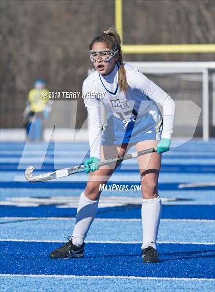 Thumbnail 1 in Maine-Endwell vs. Greeley (NYSPHSAA  Class A Championship) photogallery.