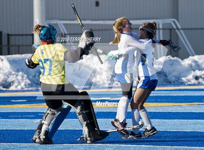 Thumbnail 2 in Maine-Endwell vs. Greeley (NYSPHSAA  Class A Championship) photogallery.