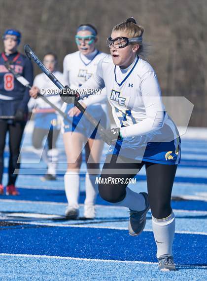 Thumbnail 3 in Maine-Endwell vs. Greeley (NYSPHSAA  Class A Championship) photogallery.