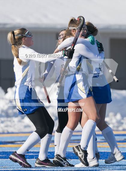 Thumbnail 1 in Maine-Endwell vs. Greeley (NYSPHSAA  Class A Championship) photogallery.