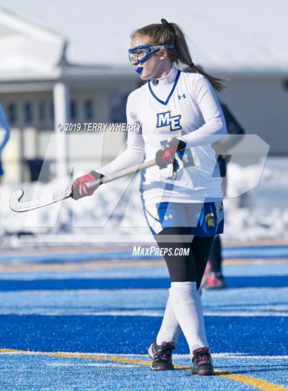 Thumbnail 3 in Maine-Endwell vs. Greeley (NYSPHSAA  Class A Championship) photogallery.