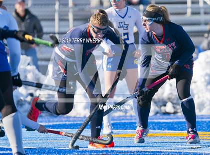 Thumbnail 2 in Maine-Endwell vs. Greeley (NYSPHSAA  Class A Championship) photogallery.