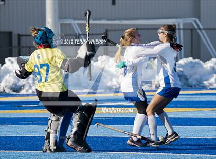 Thumbnail 3 in Maine-Endwell vs. Greeley (NYSPHSAA  Class A Championship) photogallery.