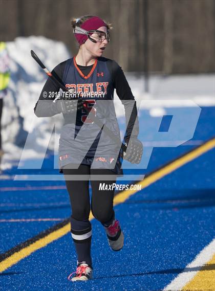 Thumbnail 2 in Maine-Endwell vs. Greeley (NYSPHSAA  Class A Championship) photogallery.
