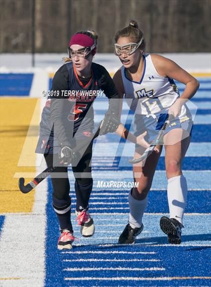 Thumbnail 2 in Maine-Endwell vs. Greeley (NYSPHSAA  Class A Championship) photogallery.