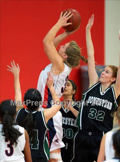 Thumbnail 3 in Homestead vs. Saratoga photogallery.