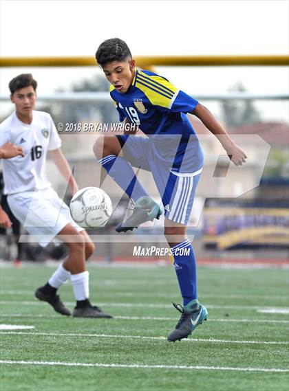 Thumbnail 1 in Foothill @ Valencia photogallery.