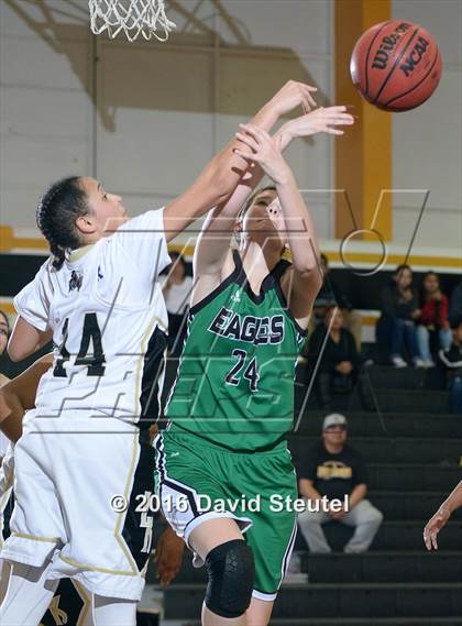 Thumbnail 3 in El Camino @ Rio Linda (CIF SJS D3 Playoff) photogallery.