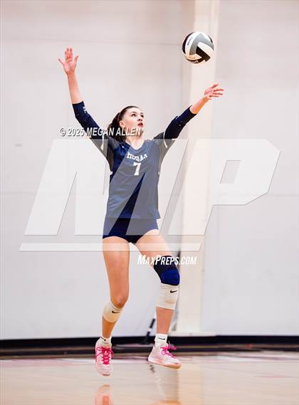 Thumbnail 2 in Tippecanoe @ Archbishop Hoban (OHSAA District III Semifinal) photogallery.