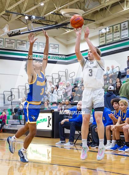 Thumbnail 3 in Stadium @ Kentwood photogallery.