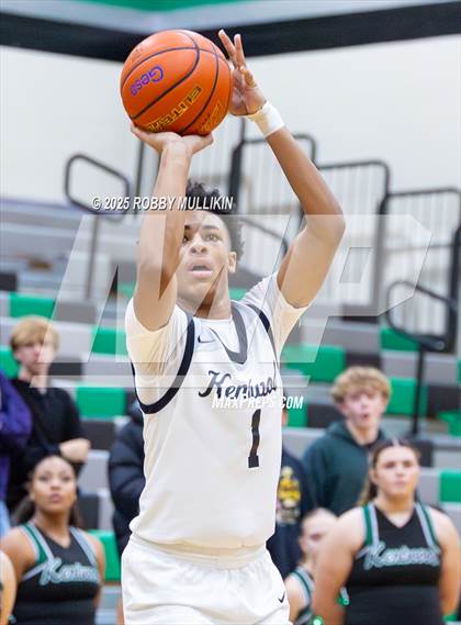 Thumbnail 3 in Stadium @ Kentwood photogallery.