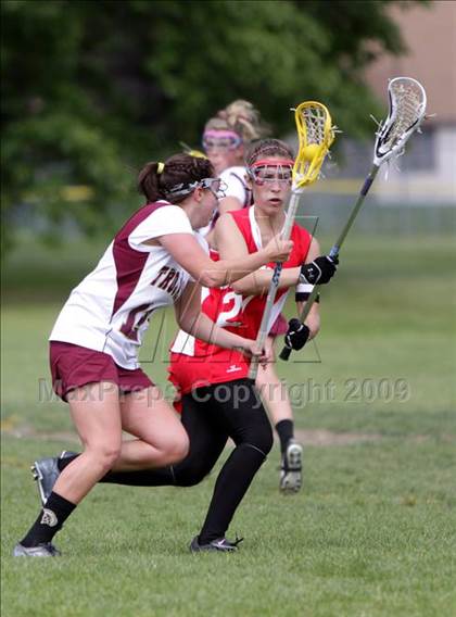 Thumbnail 2 in Sanford vs Thornton Academy (SMAA Class A West Quarterfinal) photogallery.