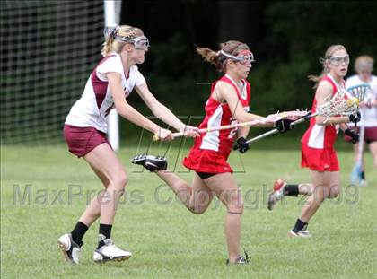 Thumbnail 2 in Sanford vs Thornton Academy (SMAA Class A West Quarterfinal) photogallery.