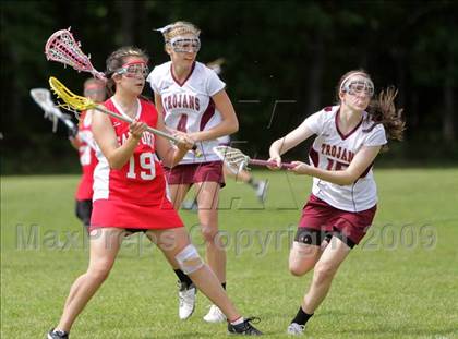 Thumbnail 3 in Sanford vs Thornton Academy (SMAA Class A West Quarterfinal) photogallery.