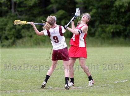 Thumbnail 3 in Sanford vs Thornton Academy (SMAA Class A West Quarterfinal) photogallery.