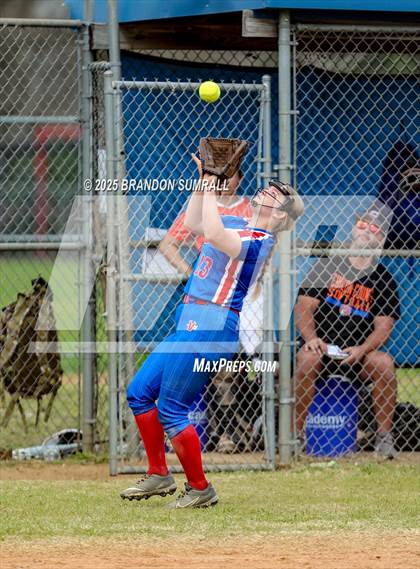 Thumbnail 1 in Chilton County vs Verbena (Chilton County Tournament Semifinal) photogallery.