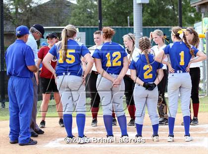 Thumbnail 1 in West Nassau vs Fernandina Beach (FHSAA 4A Playoff) photogallery.