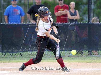 Thumbnail 1 in West Nassau vs Fernandina Beach (FHSAA 4A Playoff) photogallery.