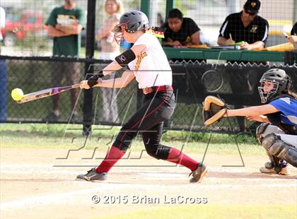 Thumbnail 3 in West Nassau vs Fernandina Beach (FHSAA 4A Playoff) photogallery.