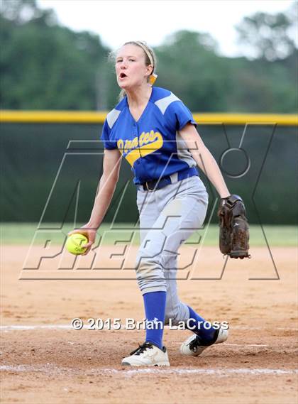 Thumbnail 1 in West Nassau vs Fernandina Beach (FHSAA 4A Playoff) photogallery.