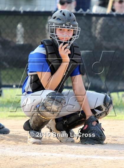 Thumbnail 3 in West Nassau vs Fernandina Beach (FHSAA 4A Playoff) photogallery.